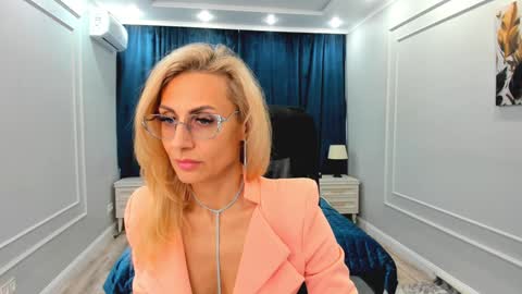 Diana online show from 5, 2, 2025