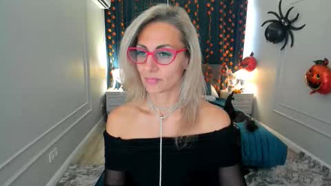 Diana online show from 10, 10, 2025