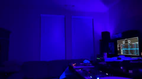 Snapshot of music_lounge chatting on 9, 11, 2025 music_lounge online show from 9, 11, 2025