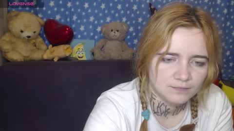 Snapshot of mustardgirl chatting on 19, 9, 2025 ZZ TOP online show from 19, 9, 2025