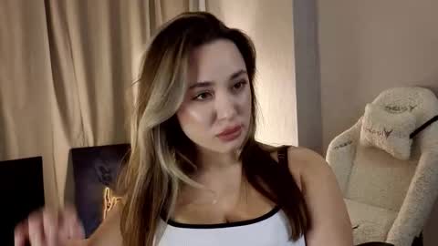 Nika online show from 19, 9, 2025