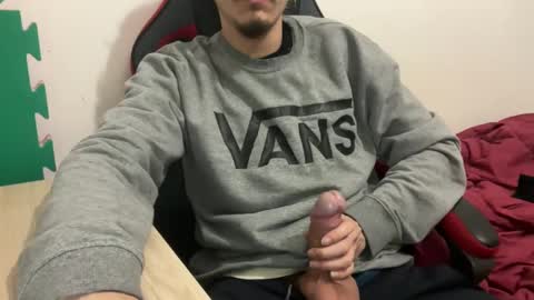 Snapshot of muupp69 chatting on 5, 1, 2025 muupp69 online show from 5, 1, 2025