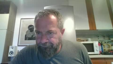 Snapshot of muzungu5 chatting on 4, 11, 2025 muzungu5 online show from 4, 11, 2025