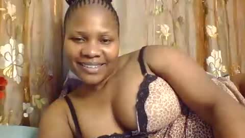 Snapshot of mwekas568403 chatting on 2, 2, 2025 mwekas568403 online show from 2, 2, 2025