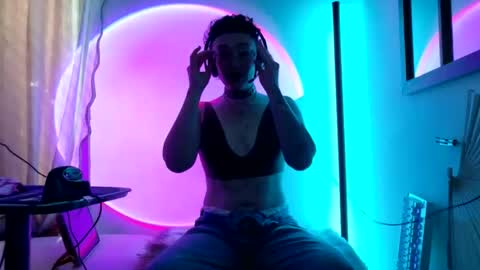 Mx. Anouk Divine online show from 28, 2, 2026