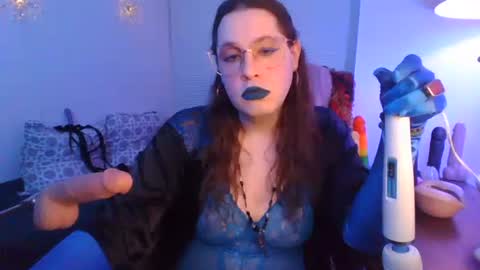 Mx Charlotte online show from 13, 4, 2026