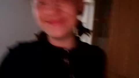 Snapshot of my_kind_of_love chatting on 22, 10, 2025 sara i know you love me xoxox online show from 22, 10, 2025