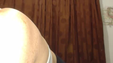 Snapshot of my_kind_of_love chatting on 14, 11, 2025 sara i know you love me xoxox online show from 14, 11, 2025