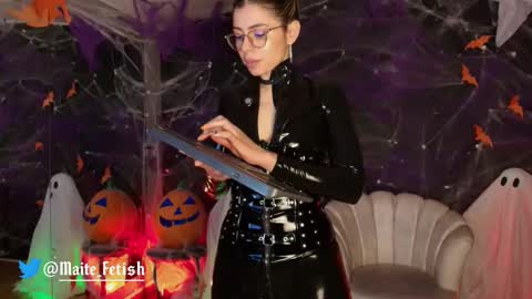 Maite online show from 26, 10, 2025