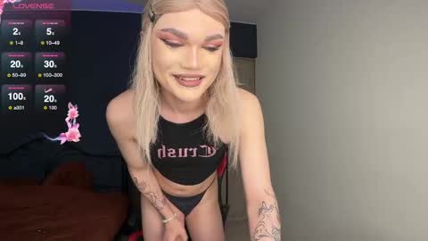 Snapshot of my_muse chatting on 9, 3, 2025 Sandra Muse online show from 9, 3, 2025