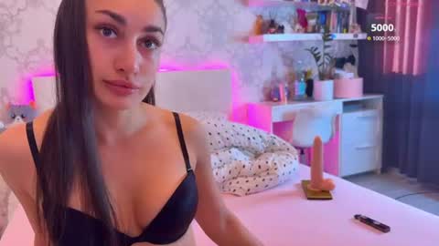 Naomi online show from 19, 7, 2026
