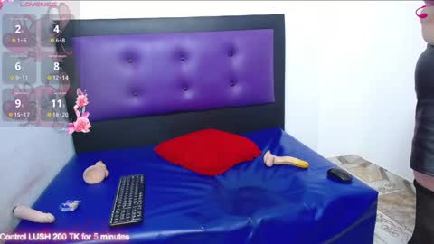 Snapshot of mya_rouse chatting on 9, 2, 2025 MYA ROUSE online show from 9, 2, 2025