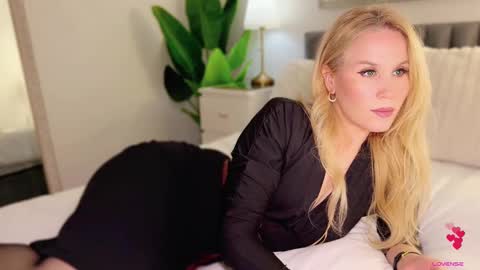 Mya-be Yours P online show from 30, 11, 2025