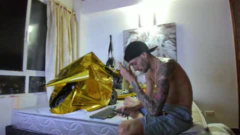 JUAN TORRES CREATURE online show from 22, 12, 2025