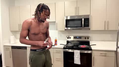 mycreamydreams online show from 3, 3, 2025