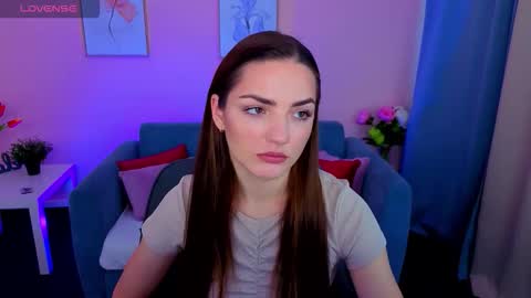 Snapshot of myellaluvs chatting on 28, 9, 2025 Ella online show from 28, 9, 2025