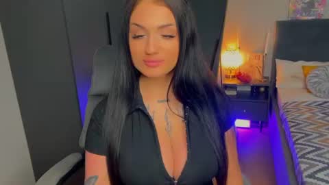 Snapshot of mygoddesshecate chatting on 12, 6, 2026 Hecate online show from 12, 6, 2026