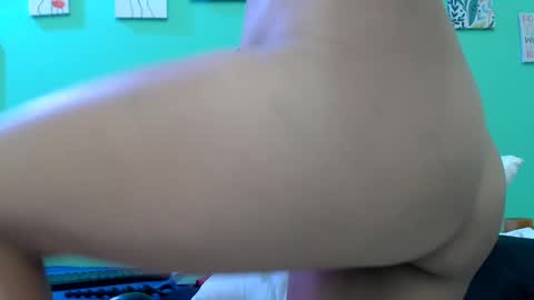 Angel Cute online show from 12, 9, 2025