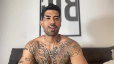 Myke esthetic online show from 27, 1, 2025