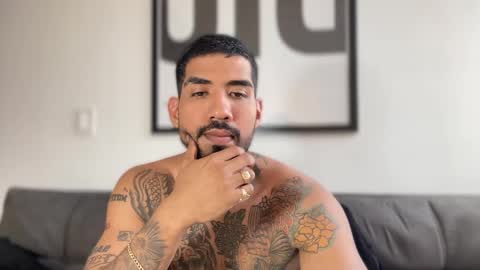 Myke esthetic online show from 27, 2, 2025