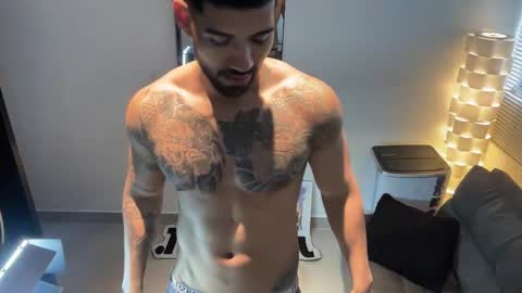 Myke esthetic online show from 14, 2, 2026