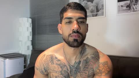 Myke esthetic online show from 21, 2, 2026