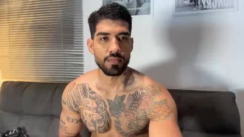 Myke esthetic online show from 24, 2, 2026