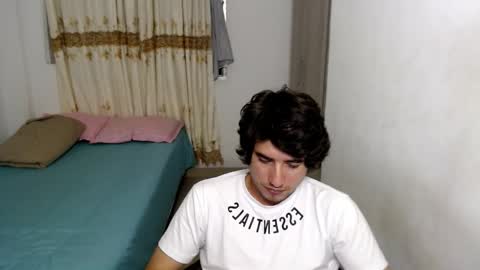 Snapshot of myke_xxx chatting on 6, 11, 2025 mike online show from 6, 11, 2025