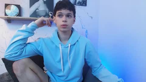 Snapshot of mykelcano chatting on 5, 12, 2025 Mykel online show from 5, 12, 2025