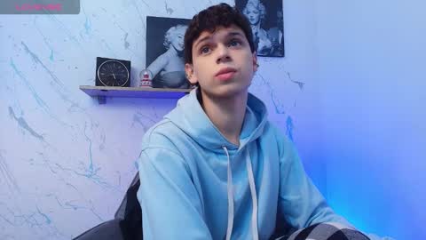 Snapshot of mykelcano chatting on 17, 12, 2025 Mykel online show from 17, 12, 2025