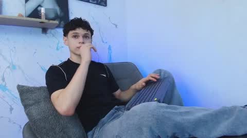 Snapshot of mykelcano chatting on 13, 3, 2026 Mykel online show from 13, 3, 2026