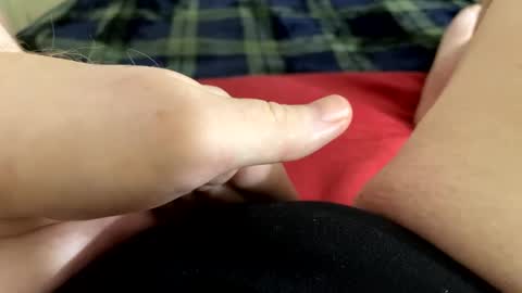 Snapshot of mykittyneedsuu chatting on 4, 10, 2025 Kitty online show from 4, 10, 2025