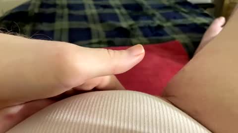 Snapshot of mykittyneedsuu chatting on 29, 10, 2025 Kitty online show from 29, 10, 2025