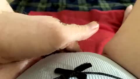 Snapshot of mykittyneedsuu chatting on 2, 12, 2025 Kitty online show from 2, 12, 2025