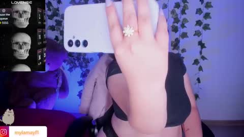 Snapshot of myla_mayfield chatting on 18, 9, 2025 Myla online show from 18, 9, 2025