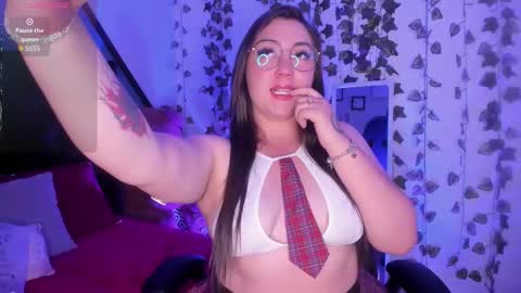 Snapshot of myla_mayfield chatting on 28, 9, 2025 Myla online show from 28, 9, 2025