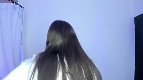 Snapshot of myla_mayfield chatting on 30, 11, 2025 Myla online show from 30, 11, 2025