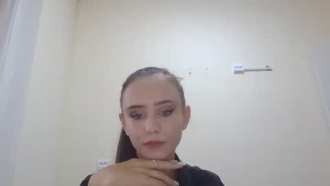 Snapshot of mylittle_flame chatting on 17, 11, 2025 mylittle_flame online show from 17, 11, 2025