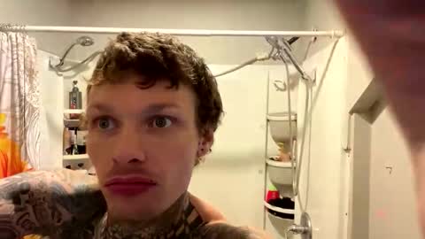 mynicedick1995 online show from 10, 5, 2026