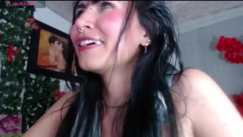 Snapshot of myomi_nix chatting on 6, 11, 2025 myomi online show from 6, 11, 2025