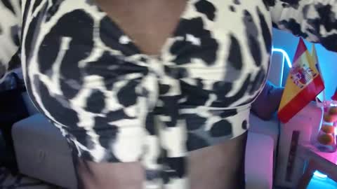 Myrna Sessions online show from 28, 1, 2025