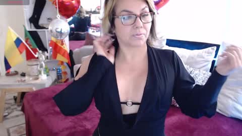 Myrna Sessions online show from 7, 3, 2025