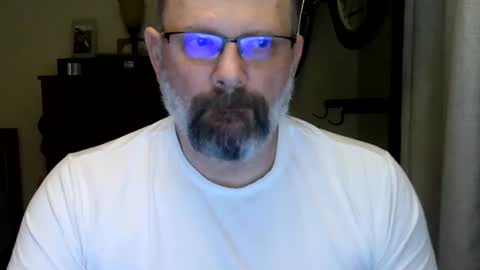 Just hanging out - No pressure online show from 10, 4, 2026