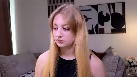 Snapshot of mysmila chatting on 22, 6, 2026 mysmila online show from 22, 6, 2026