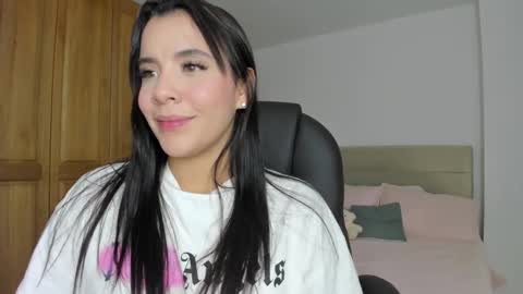 Elena online show from 17, 10, 2025