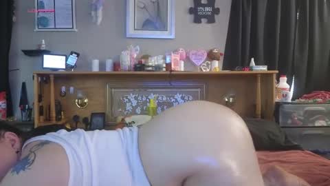 Snapshot of mzjuicybootay2169 chatting on 28, 2, 2025 Mzjuicybootay online show from 28, 2, 2025