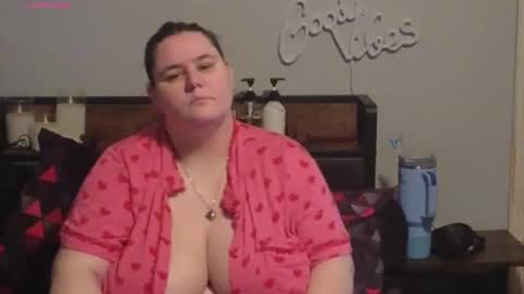 Snapshot of mzjuicybootay2169 chatting on 13, 1, 2026 Mzjuicybootay online show from 13, 1, 2026