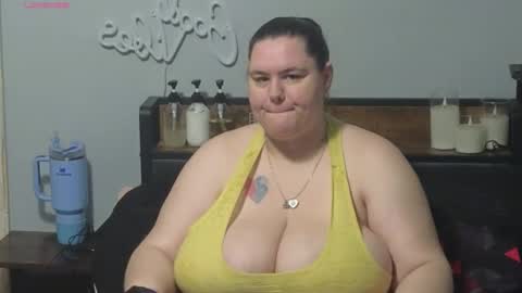Snapshot of mzjuicybootay2169 chatting on 3, 2, 2026 Mzjuicybootay online show from 3, 2, 2026