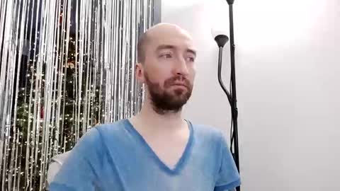 Snapshot of n22day22 chatting on 1, 1, 2025 Mr Bigmagnum online show from 1, 1, 2025