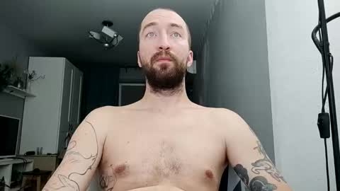 Snapshot of n22day22 chatting on 23, 9, 2025 Mr Bigmagnum online show from 23, 9, 2025